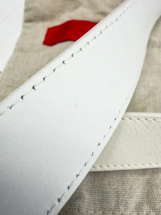 Valentino Garavani Ivory Leather Belt w Crystal V Logo Buckle - Picture 11 of 11